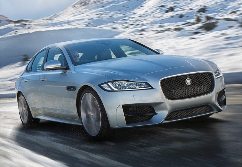 XF 2.0i4D Prestige AWD Aut. 180