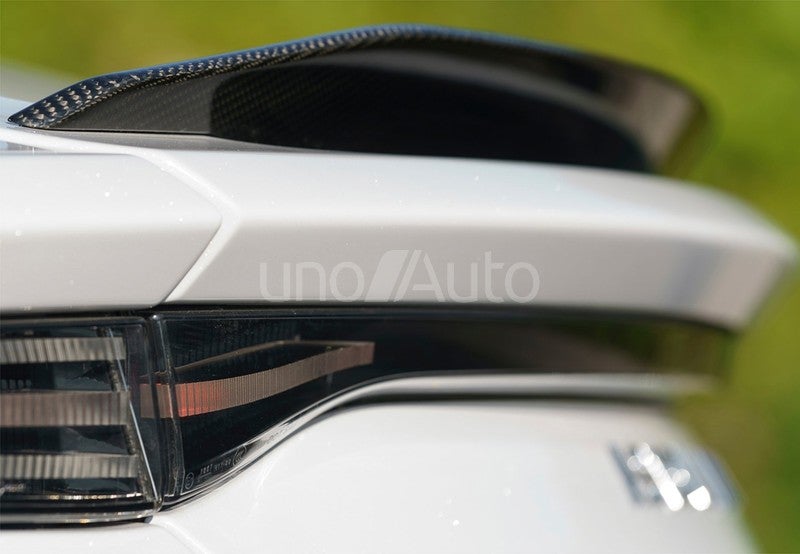 DBS Superleggera