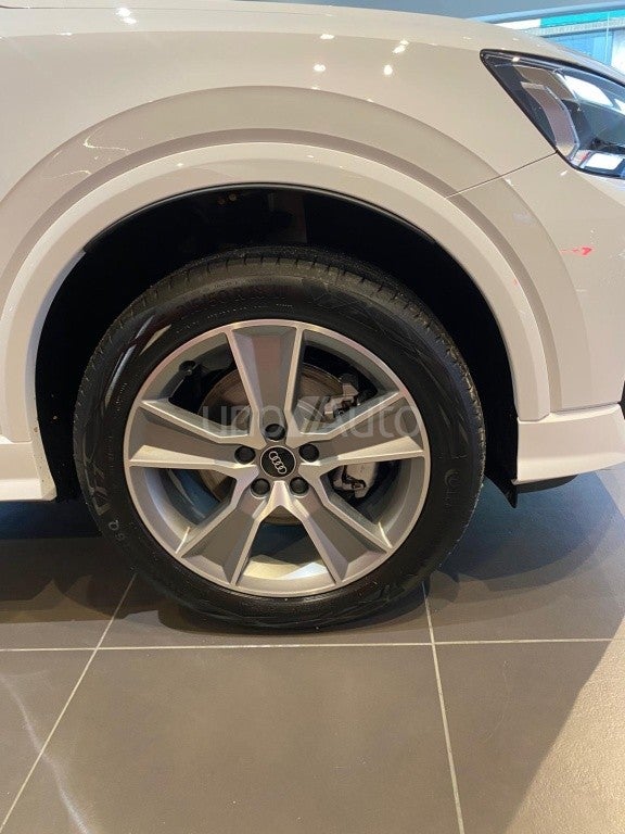 Q2 35 TFSI Adrenalin S tronic 110kW