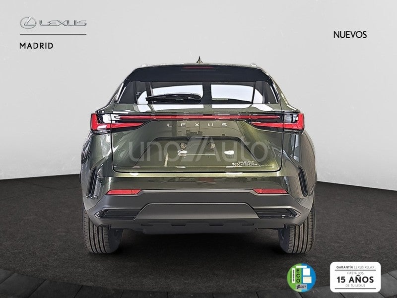 NX 450h+ Premium+ 4WD