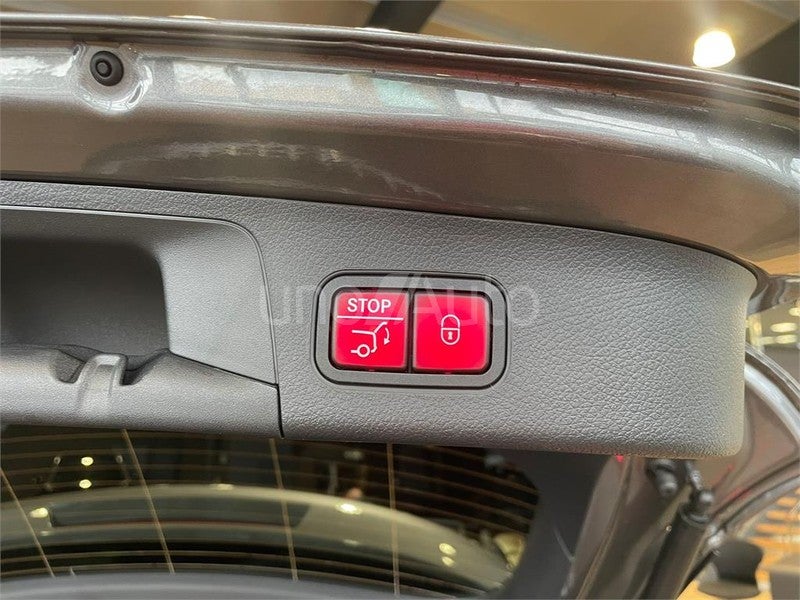 CLASE GLA 250 e con tecnología híbrida EQ