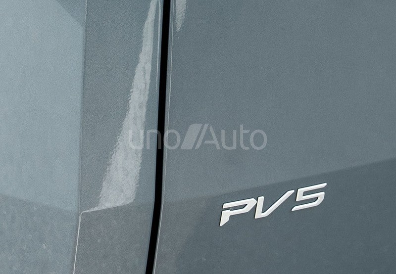 PV5 Passenger L2H1 Medium Range Plus