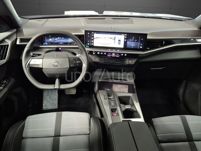 1.6T Plug-in Hybrid eDCT7 S/S GS