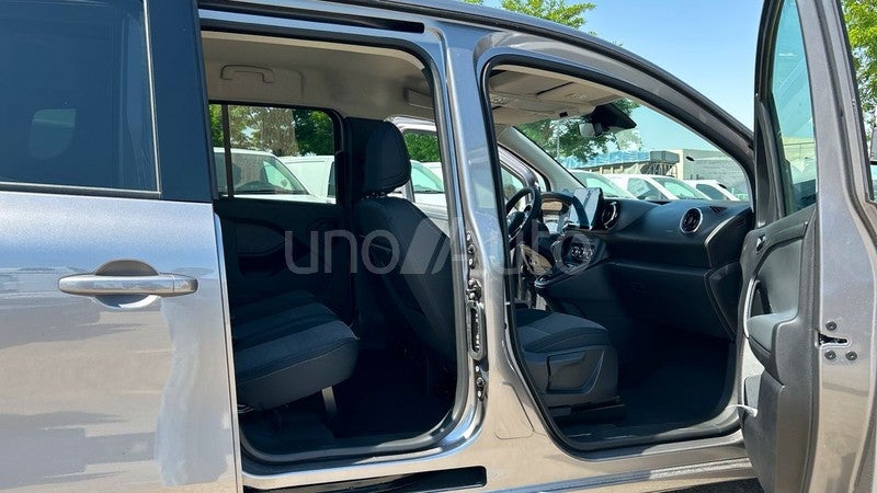 110 CDI 70kW Tourer Base Largo