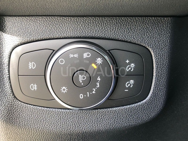 Tourneo Courier 1.0 Ecoboost Titanium