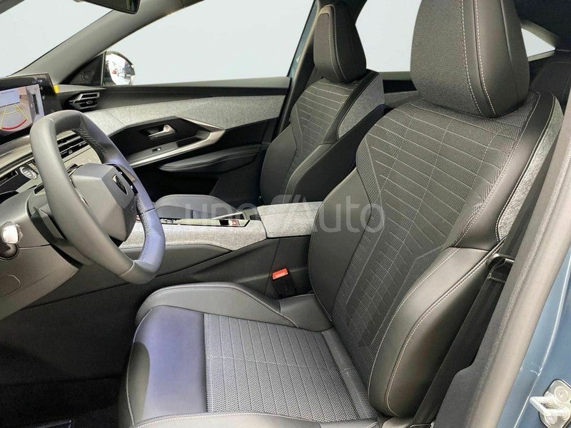 Hybrid 1.2 100KW Allure eDCS6
