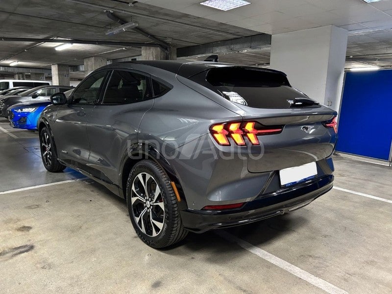 Mustang Mach-E Premium RWD Rango extendido