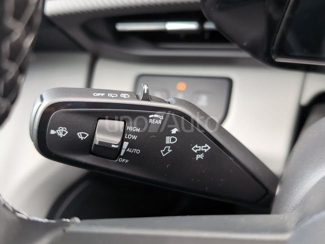 CX740S Premium R. Ext. RWD 77kWh 286CV