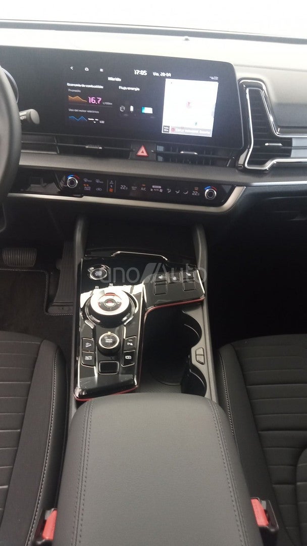 Sportage 1.6 T-GDi HEV Tech 4x4 215