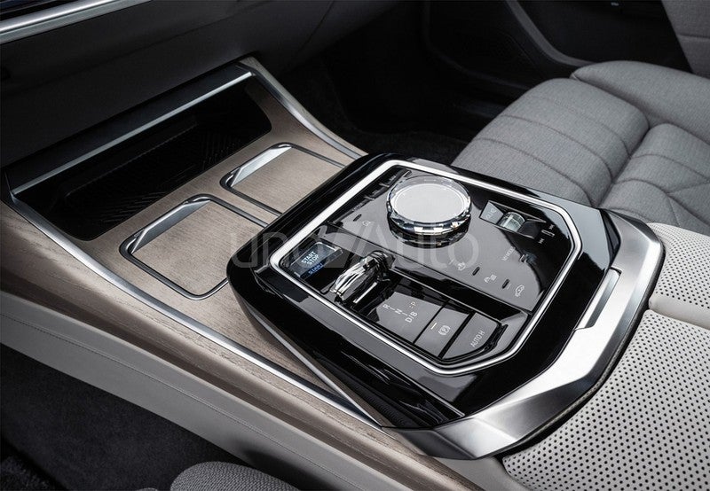 i7 M70 xDrive
