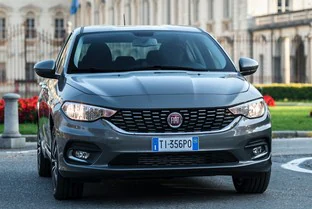 FIAT Tipo SW 1.0 GSE Red