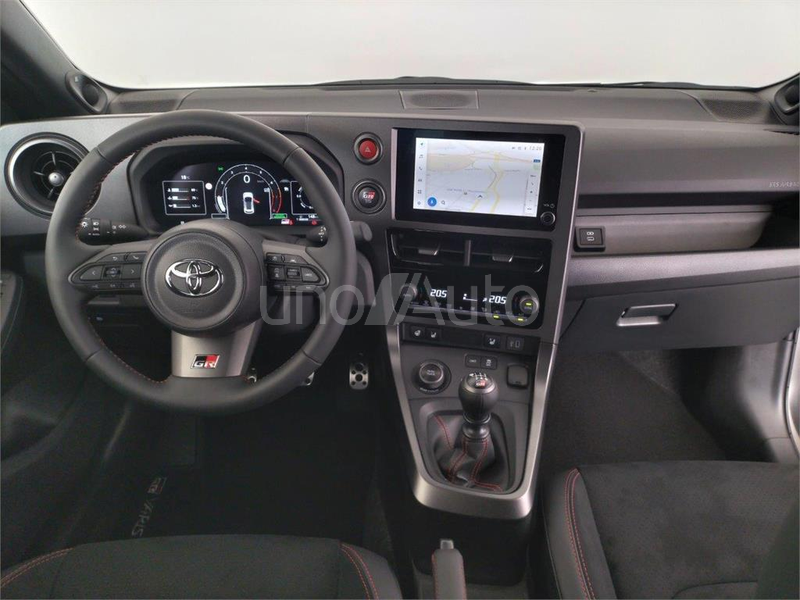 GR Yaris RZ + Touring Pack