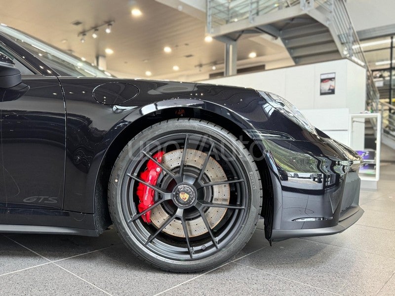 911 Carrera 4 GTS