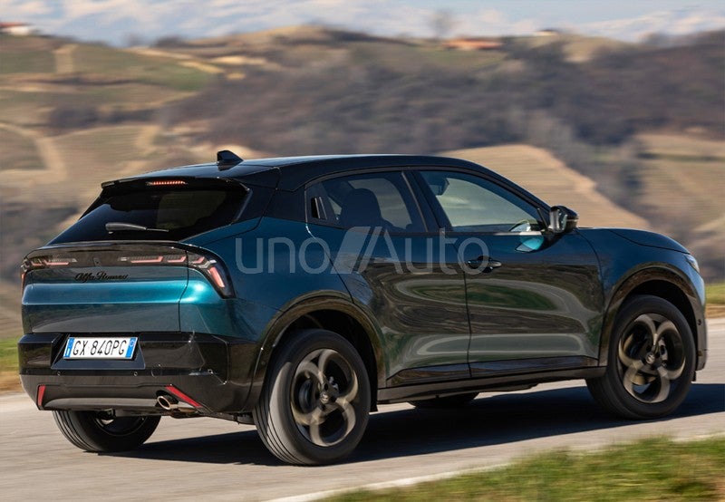 Junior Ibrida 1.2 Q4 Sport Speciale 107kw eDCT6