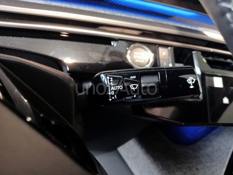 3008 Hybrid 145 GT eDCS6
