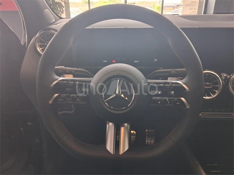 CLASE GLA 250 e con tecnología híbrida EQ