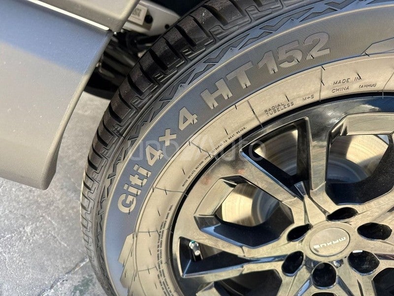MAX 4WD 8AT