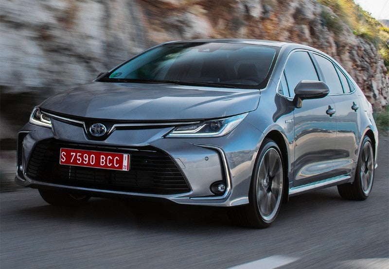 Corolla Sedán 125H Active Tech