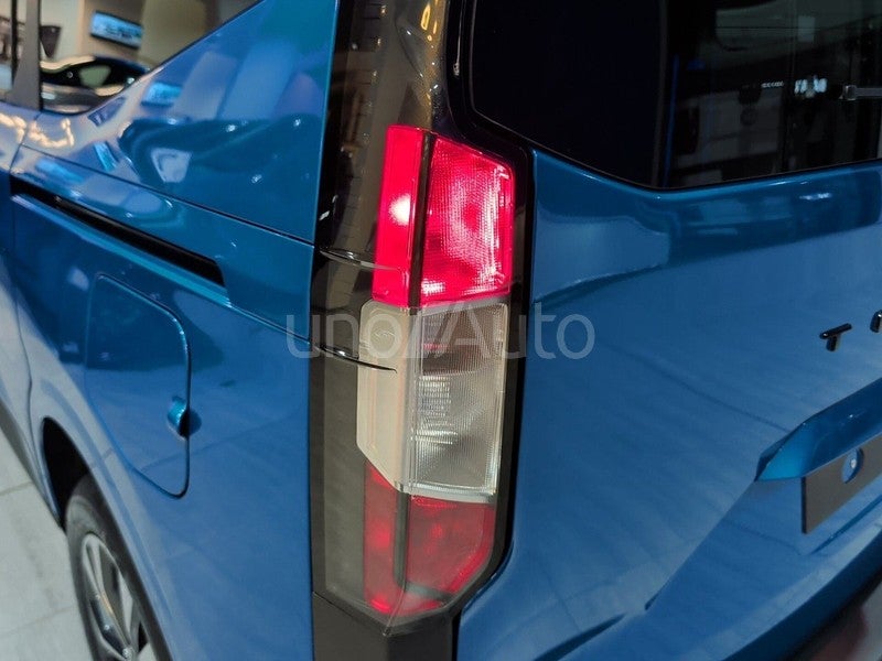 Tourneo Courier 1.0 Ecoboost Titanium