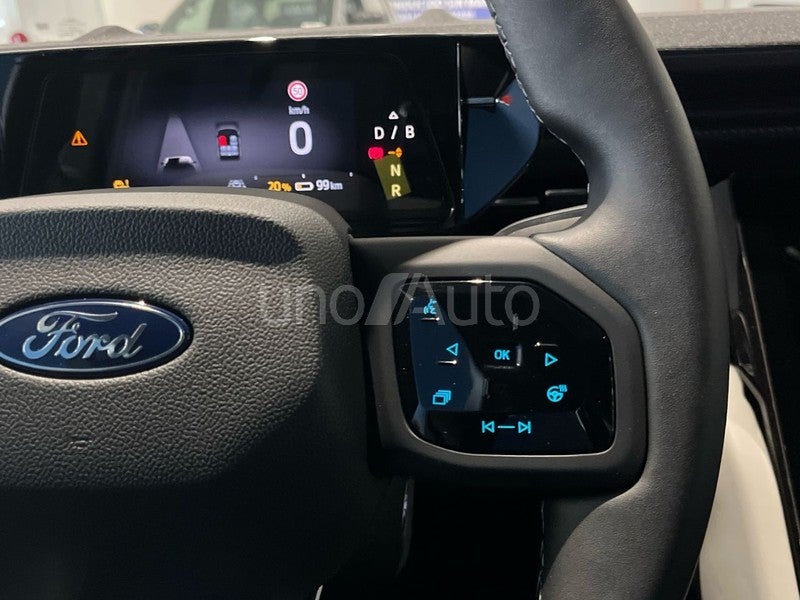 CX740S Premium R. Ext. RWD 77kWh 286CV