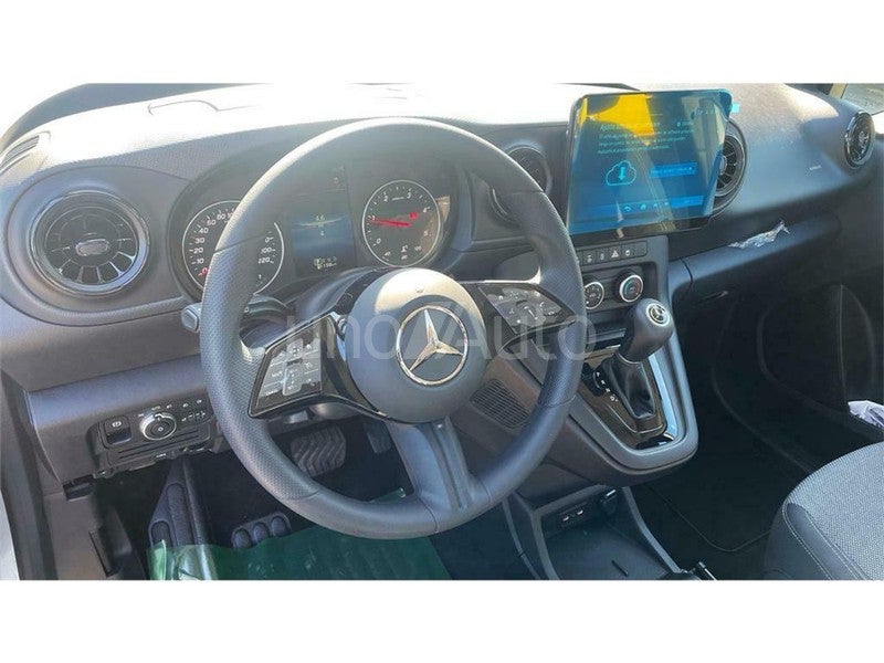 110 CDI 70kW Tourer Base