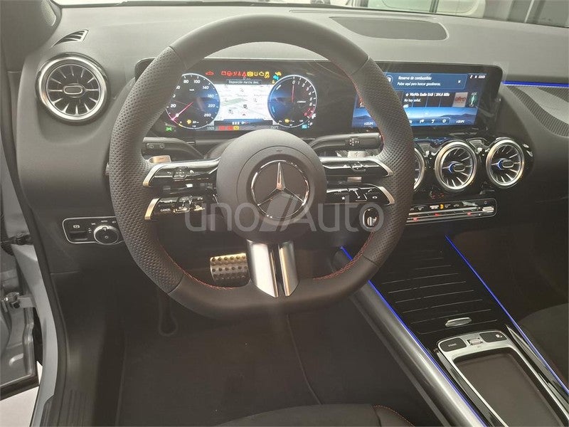 CLASE GLA 250 e con tecnología híbrida EQ