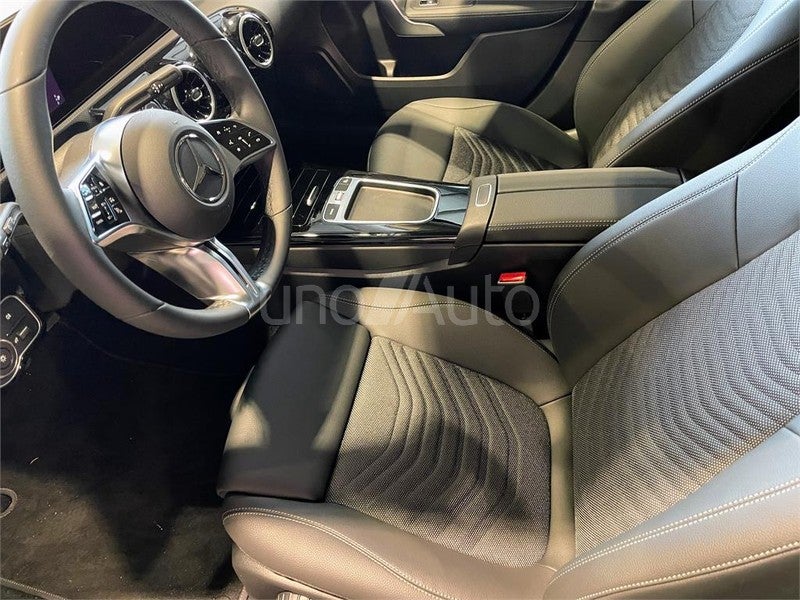 CLASE A 250 e con tecnología híbrida EQ