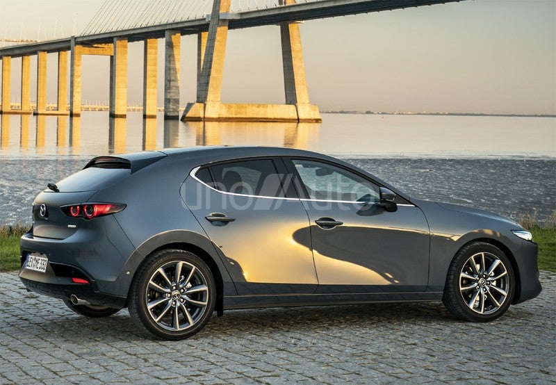 Mazda3 Sedán 2.0 e-Skyactiv-X Exclusive-line 137kW