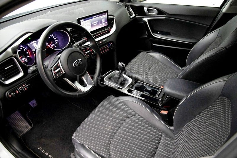 KIA XCeed 1.5 MHEV iMT Tech 103kW (140CV)
