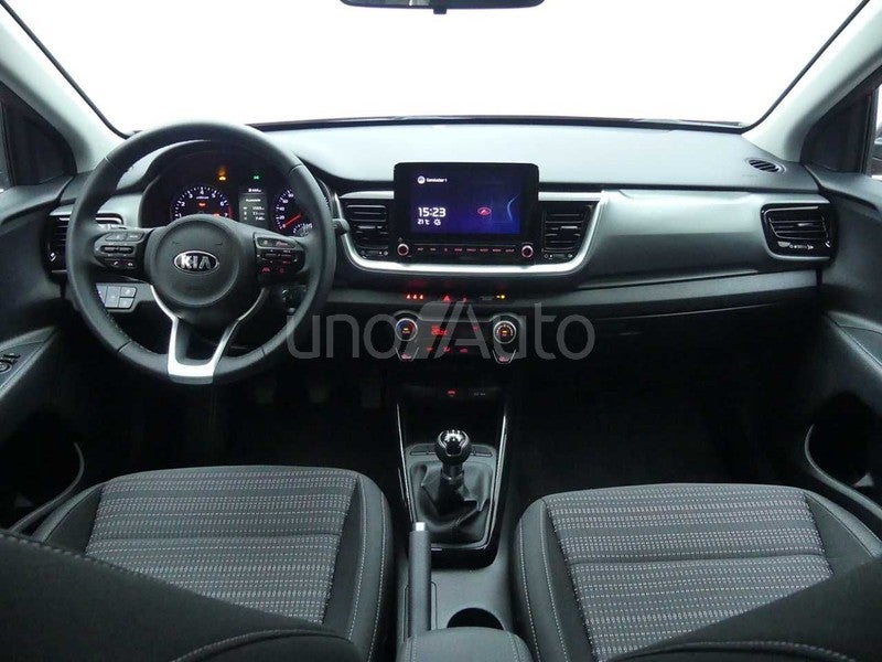 1.0 T-GDi 74kW (100CV) MHEV MT Drive