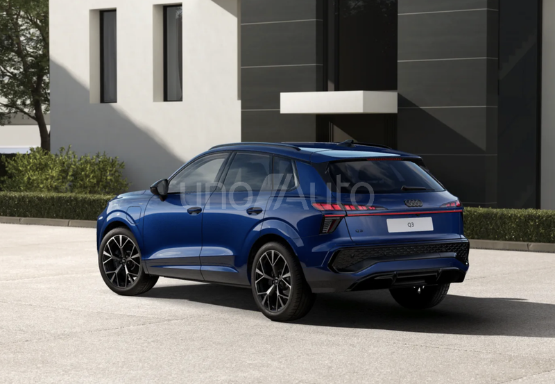 Q3 e-hybrid Black Line S tronic 200kW