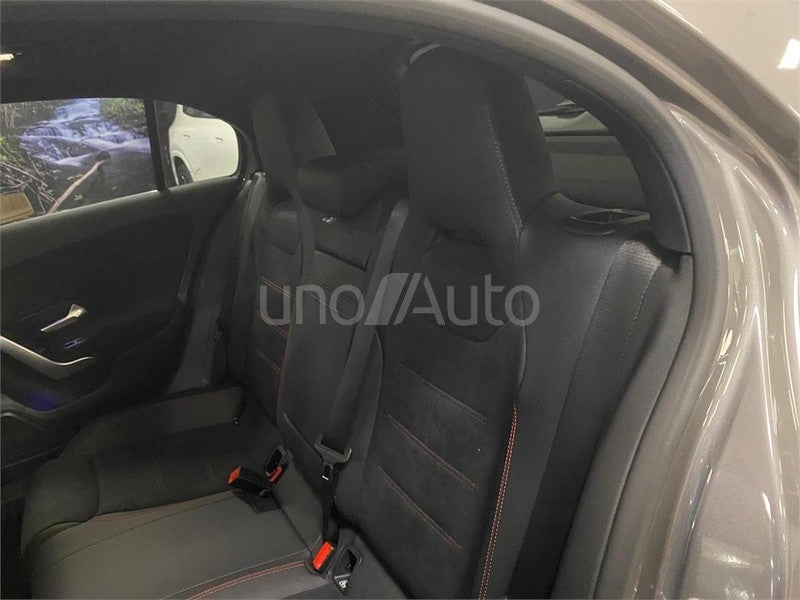 CLASE A 250 e con tecnología híbrida EQ