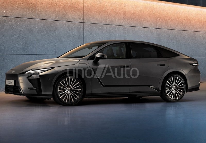 ES 300h Signature AWD