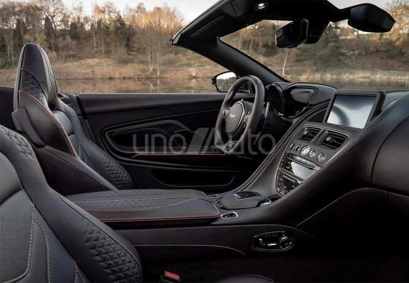 DBS Superleggera Volante