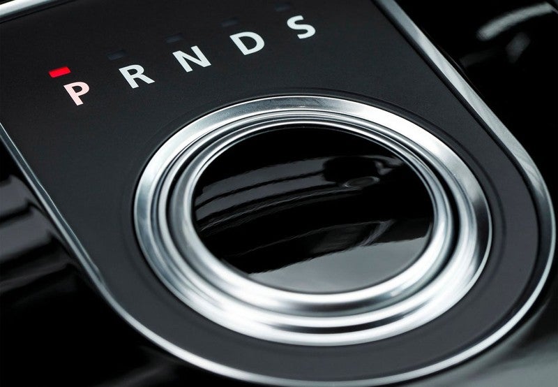 XE 2.0 I4 Pure Aut. 250