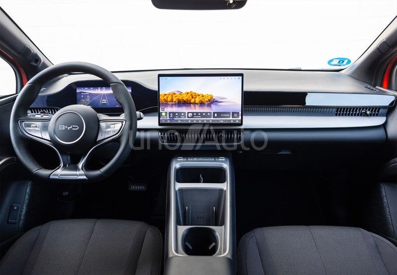 Dolphin G 1.5 DM-i Active 129kW
