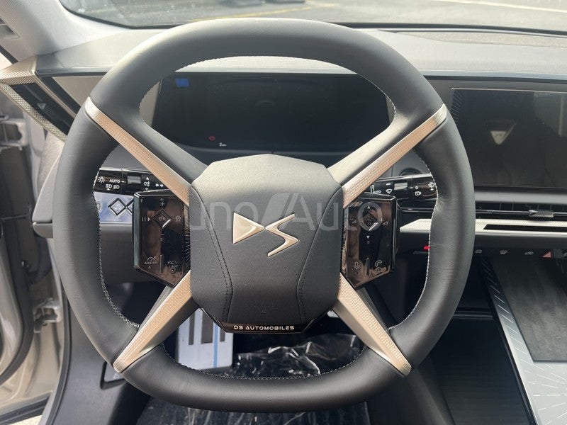 DS Nº8 Étoile FWD 74KWh