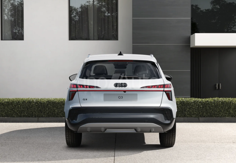 Q3 e-hybrid Advanced S tronic 200kW