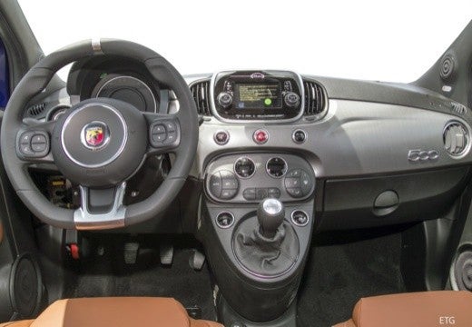 Abarth 595C 1.4T-Jet Competizione 132kW