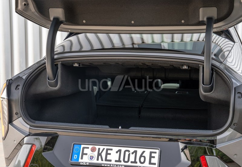 EV4 Fastback GT Line Long Range