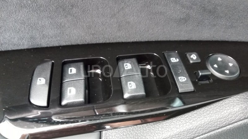 Sportage 1.6 T-GDi HEV GT-line 4x4 215