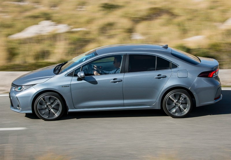 Corolla Sedán 125H Active Tech