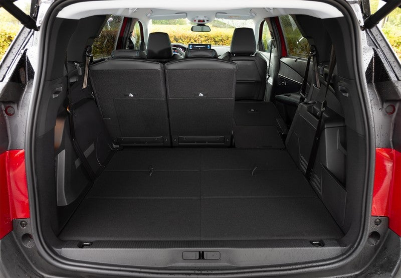 PEUGEOT 5008 SUV