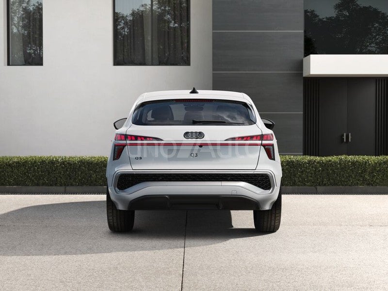 Q3 Sportback e-hybrid S line S tronic 200kW