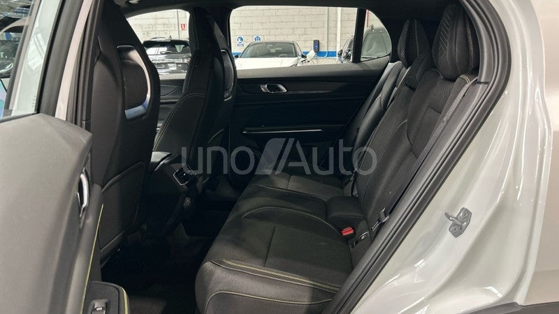 01 1.5T PHEV Core