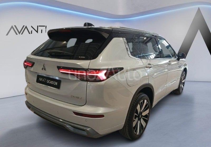 Outlander PHEV Motion 4WD