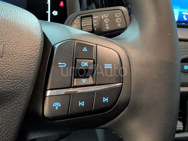 Tourneo Courier 1.0 Ecoboost Titanium