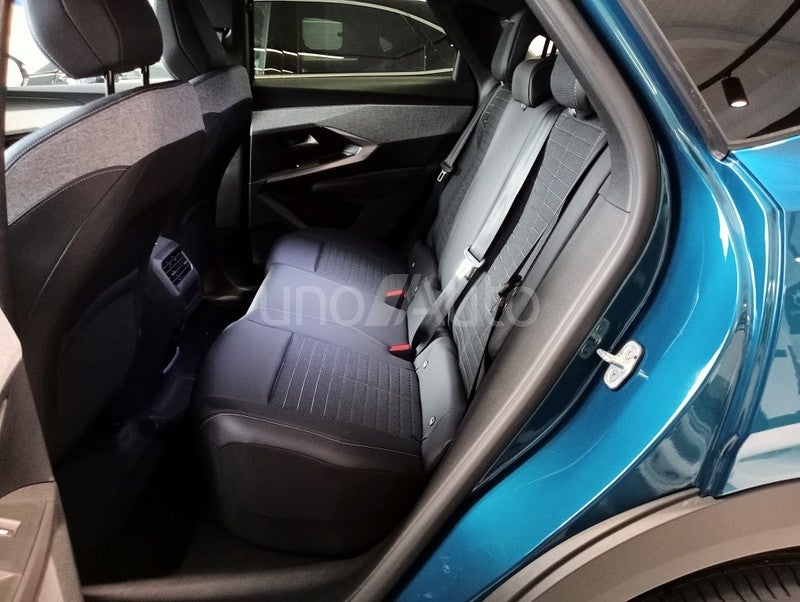 3008 Hybrid Allure eDCS6 145