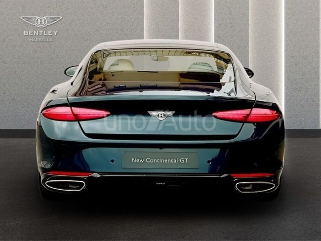 V8 Azure Coupé