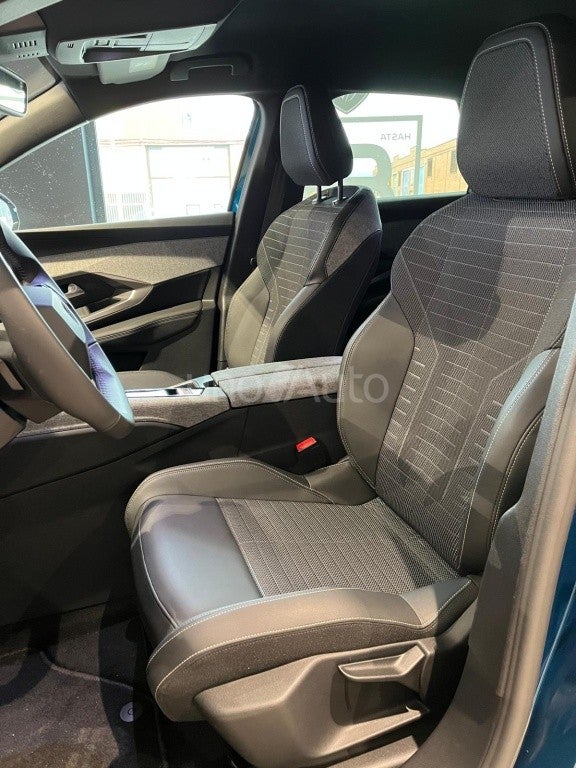 3008 Hybrid 136 Allure eDCS6